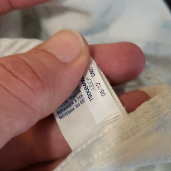 American Eagle Outfitters faded blue Floral button down - Picture 13 of 14